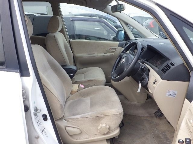 COROLLA SPACIO