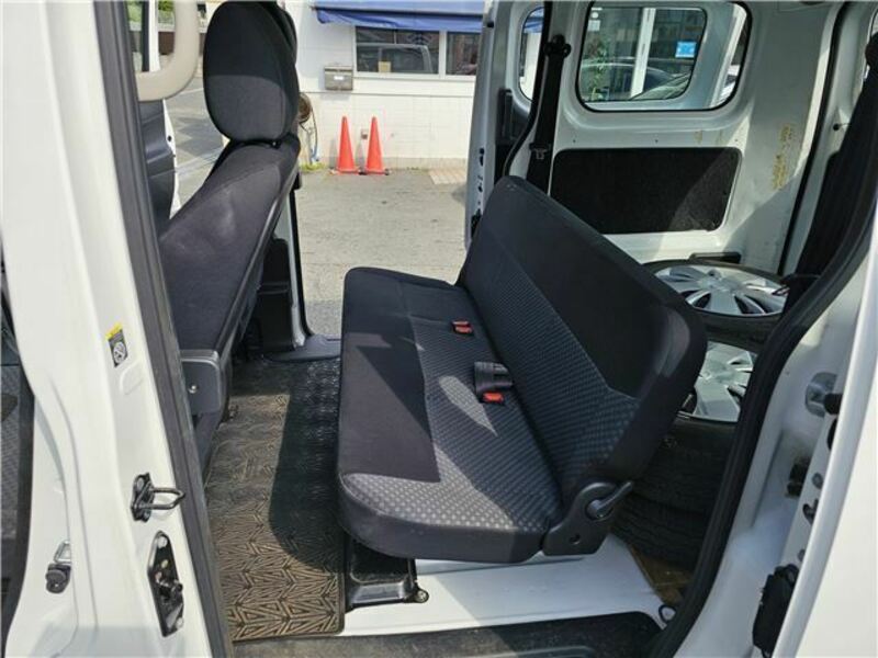 NV200 VANETTE-8