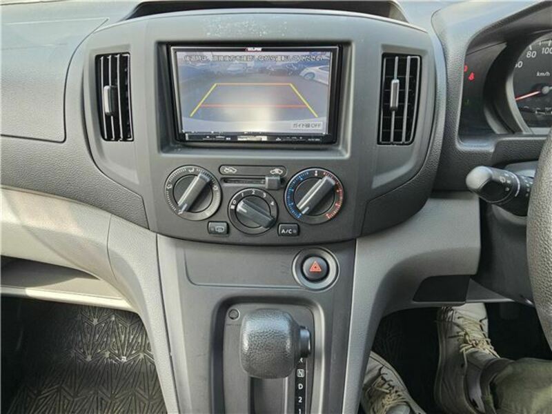 NV200 VANETTE-11