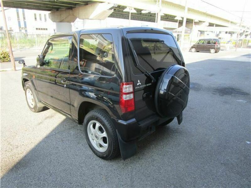 PAJERO MINI