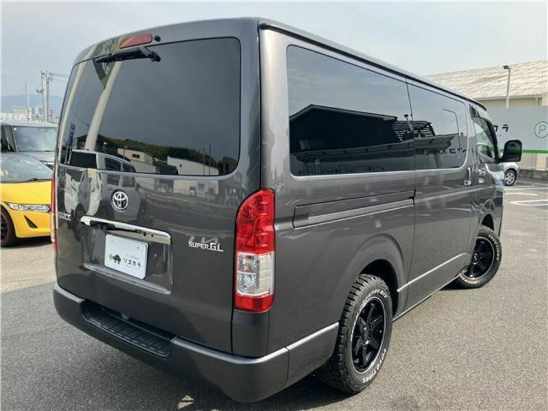HIACE VAN