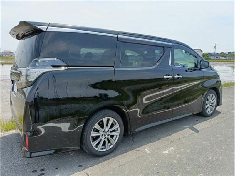 VELLFIRE-2