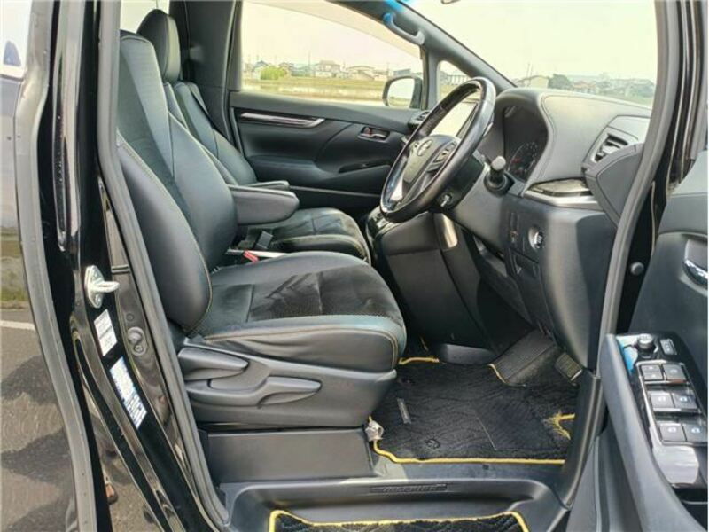 VELLFIRE-4