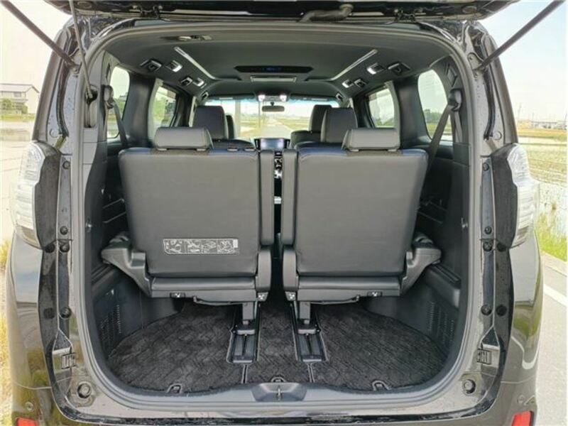 VELLFIRE-6
