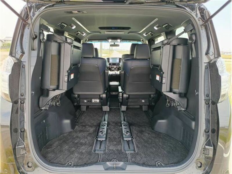 VELLFIRE-7