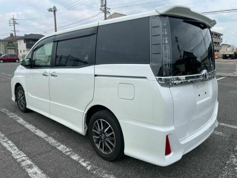 VOXY-17