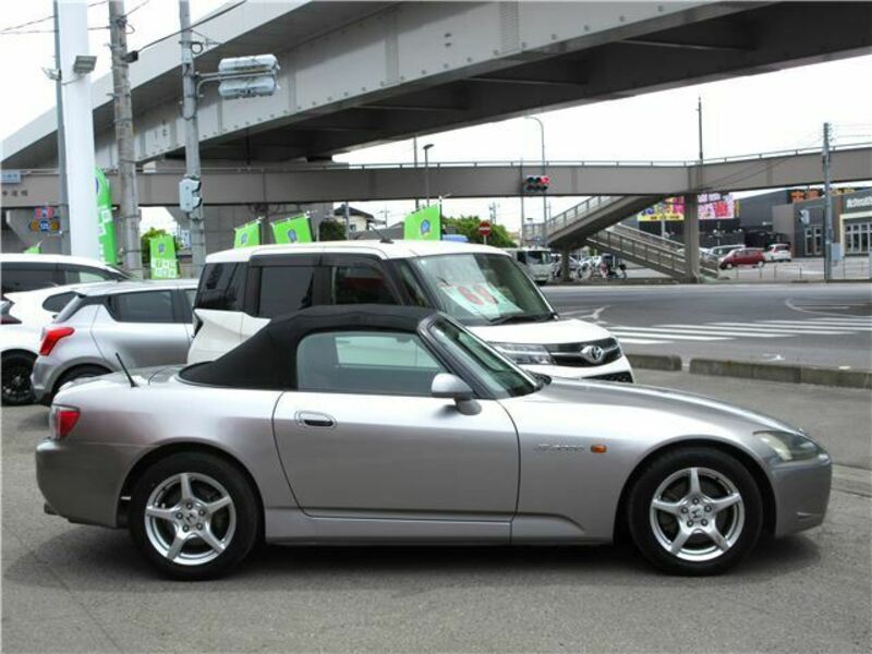 S2000