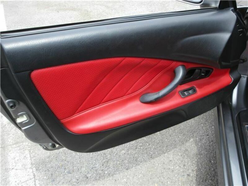 S2000