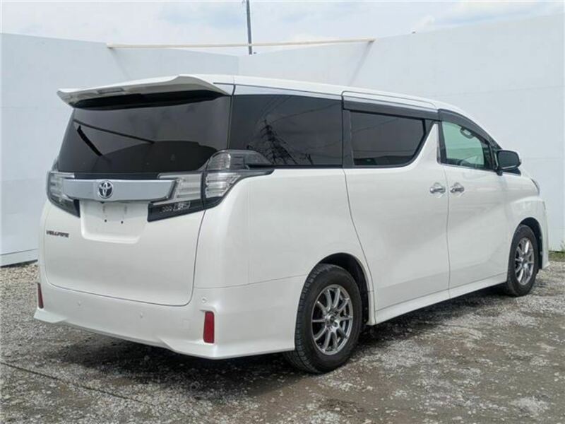 VELLFIRE-3