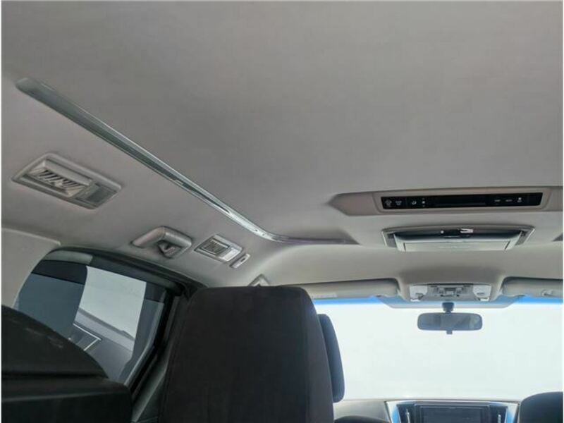 VELLFIRE-27