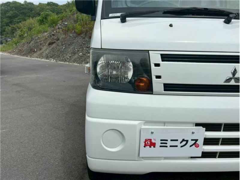 MINICAB TRUCK
