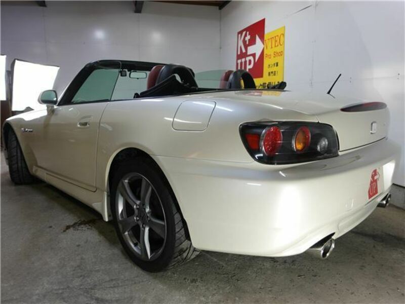 S2000