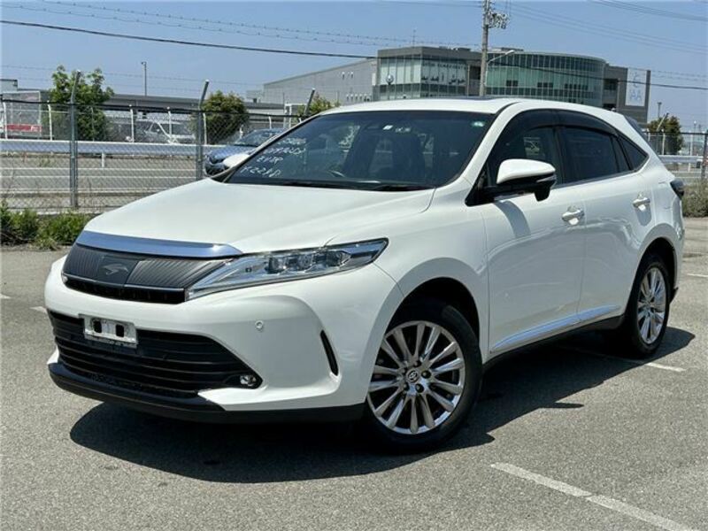 TOYOTA　HARRIER