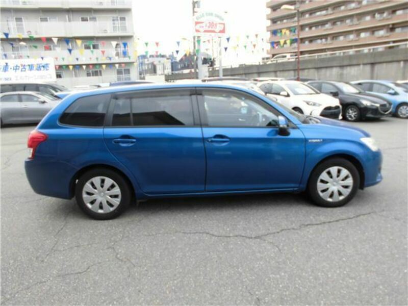 COROLLA FIELDER
