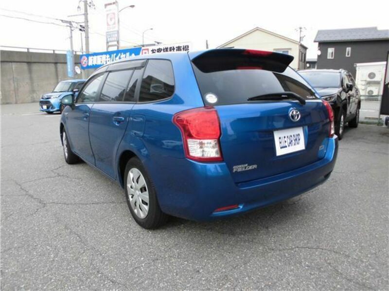 COROLLA FIELDER