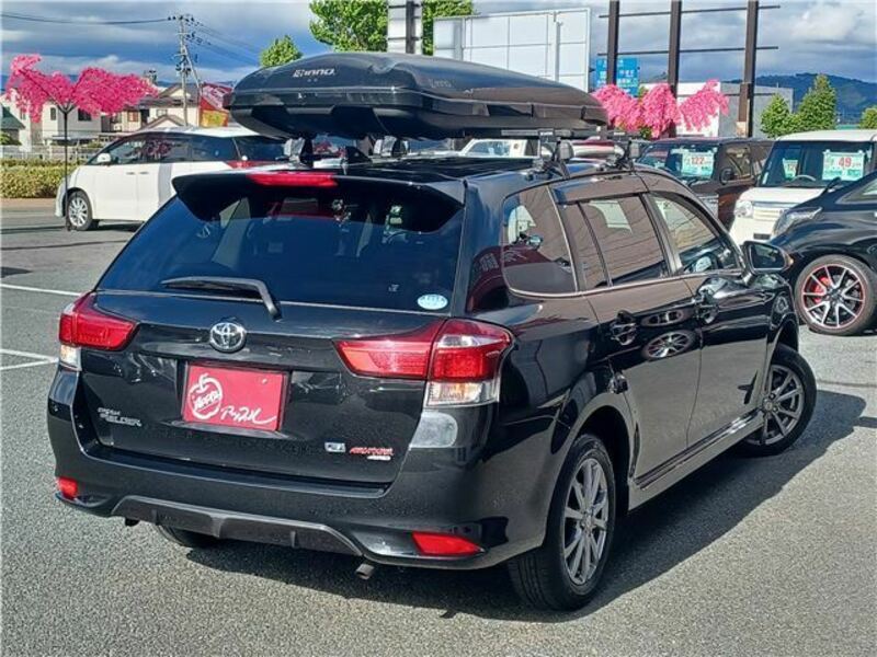 COROLLA FIELDER