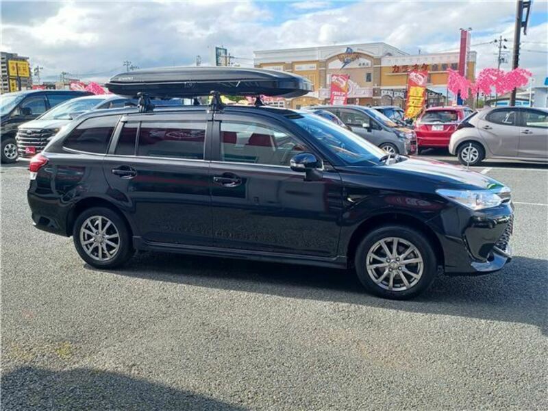 COROLLA FIELDER