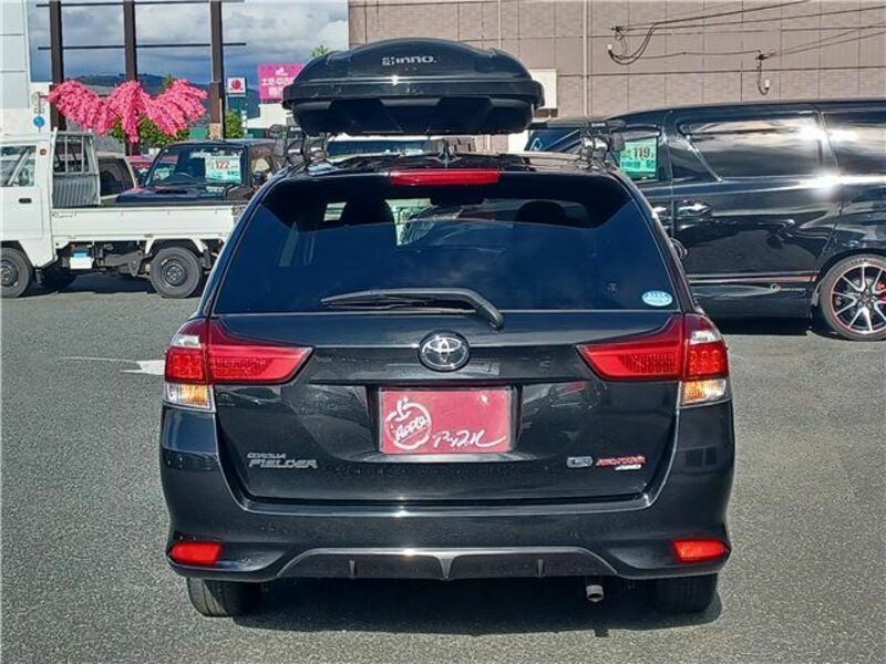COROLLA FIELDER