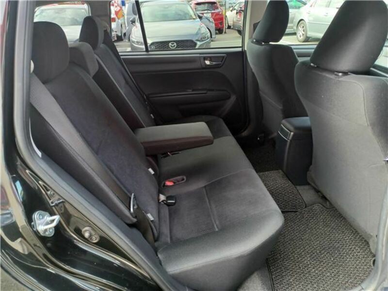 COROLLA FIELDER