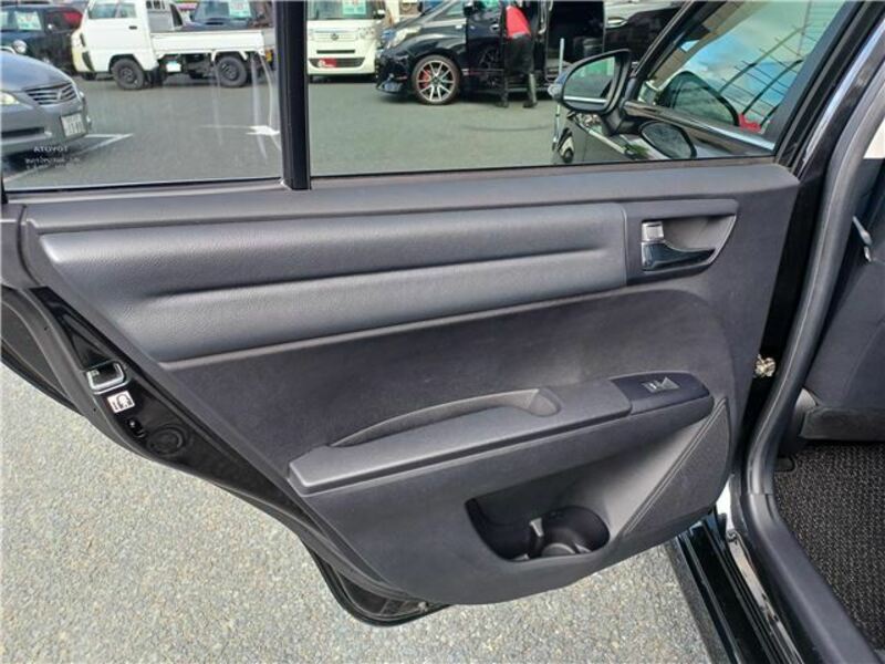 COROLLA FIELDER