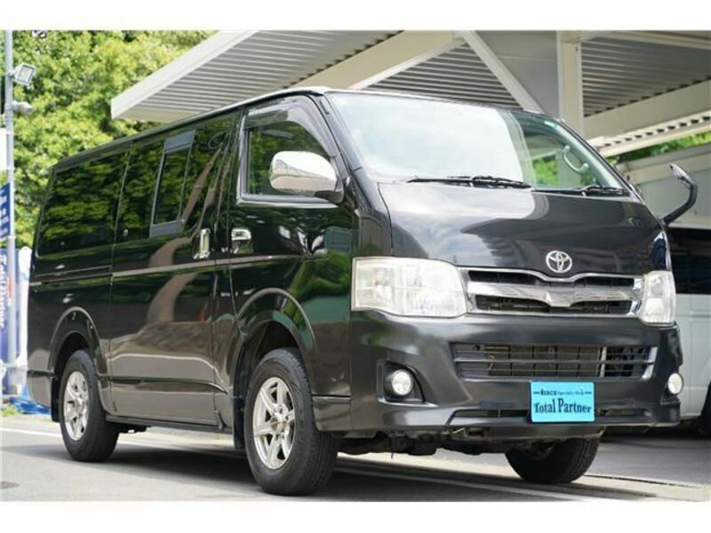 HIACE VAN