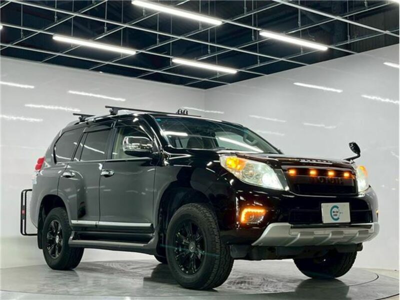 TOYOTA　LAND CRUISER PRADO