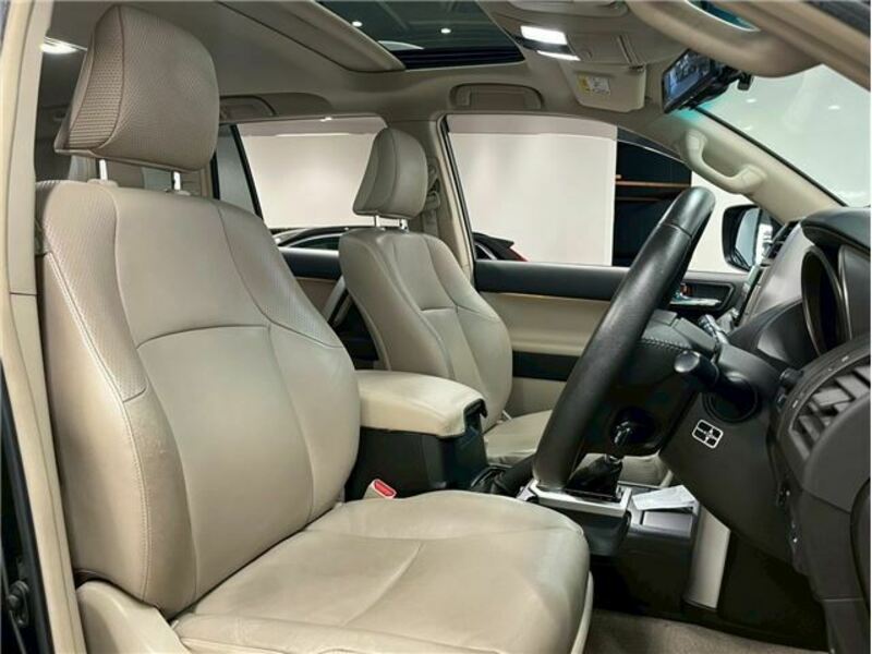 LAND CRUISER PRADO-13