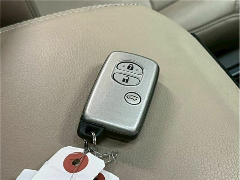 LAND CRUISER PRADO-17