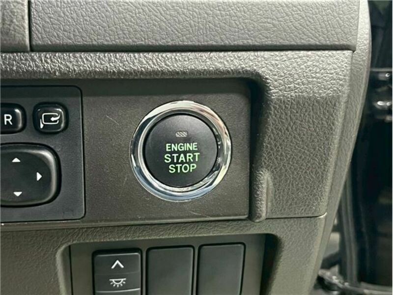 LAND CRUISER PRADO-28