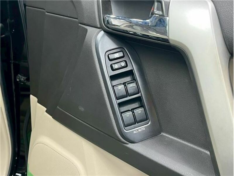 LAND CRUISER PRADO-44