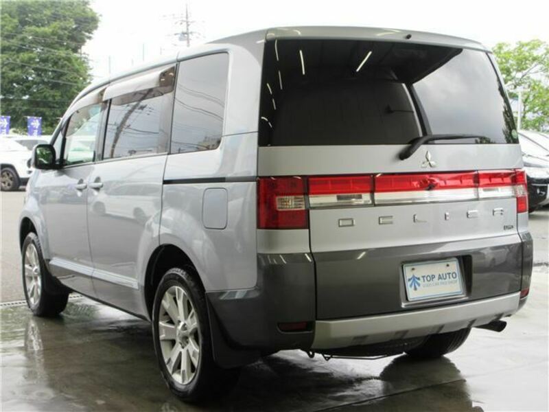 DELICA D5