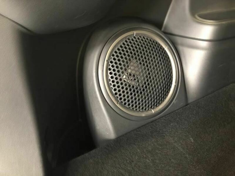 OUTLANDER PHEV-40