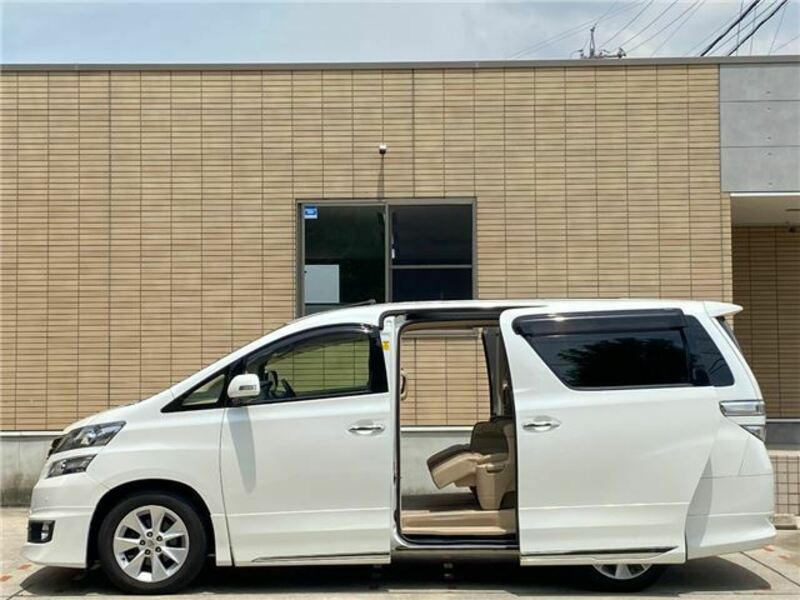 VELLFIRE