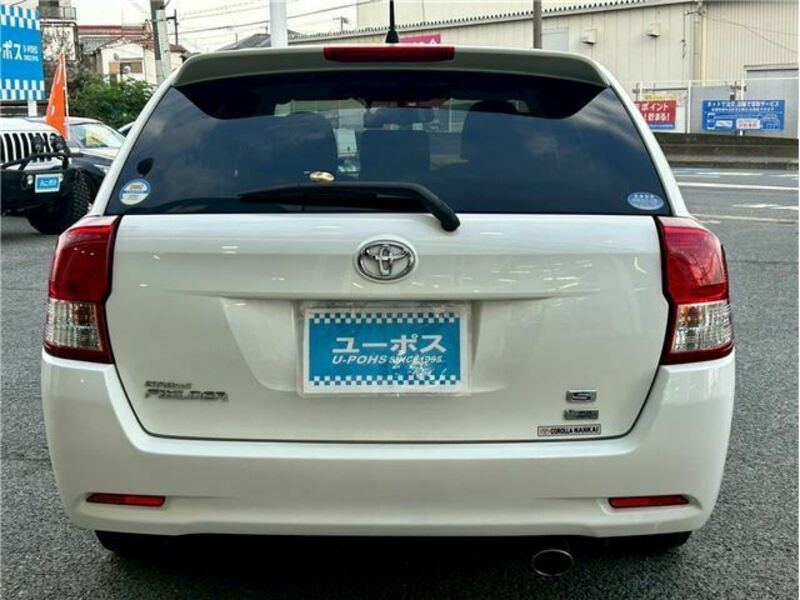 COROLLA FIELDER