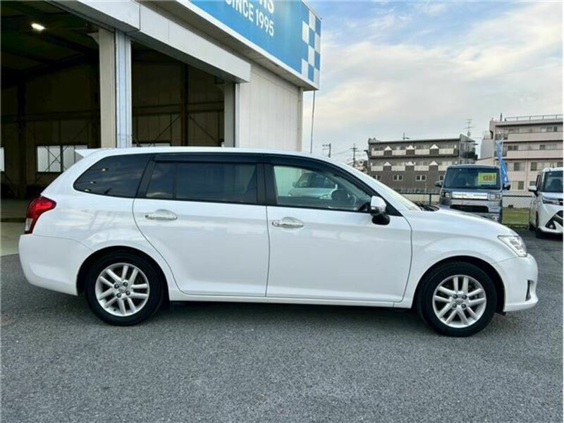 COROLLA FIELDER