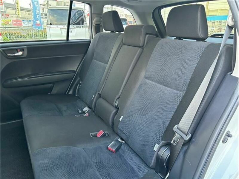 COROLLA FIELDER
