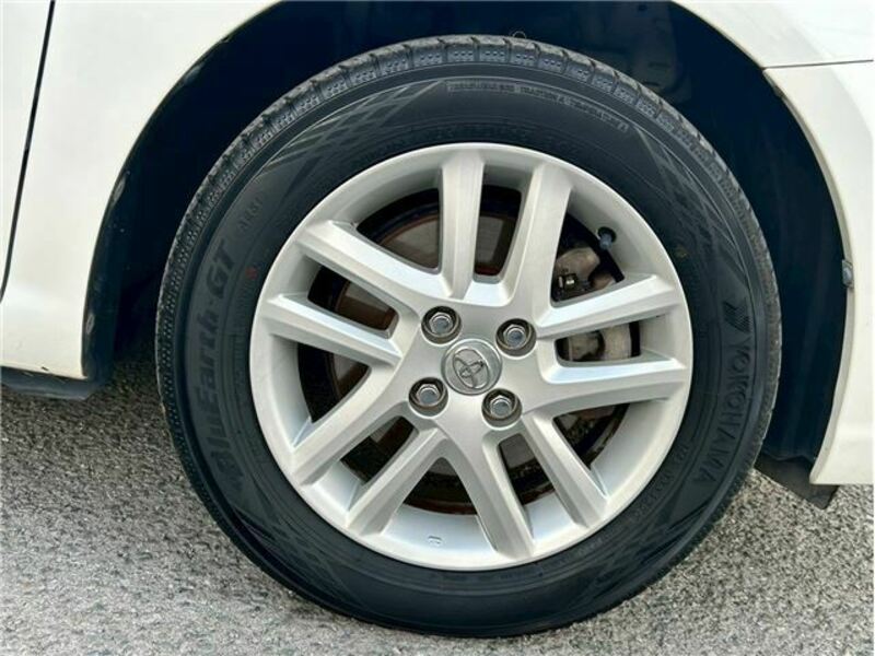 COROLLA FIELDER