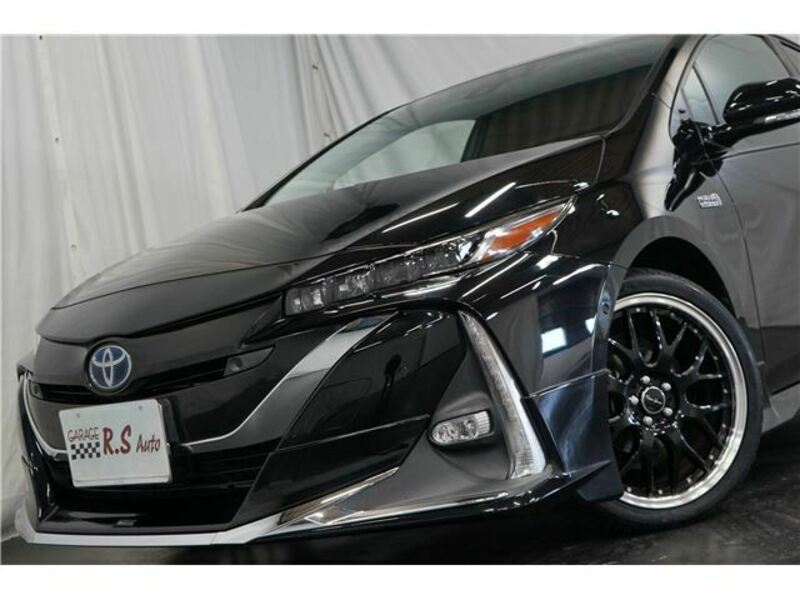 PRIUS PHV