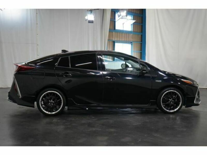 PRIUS PHV