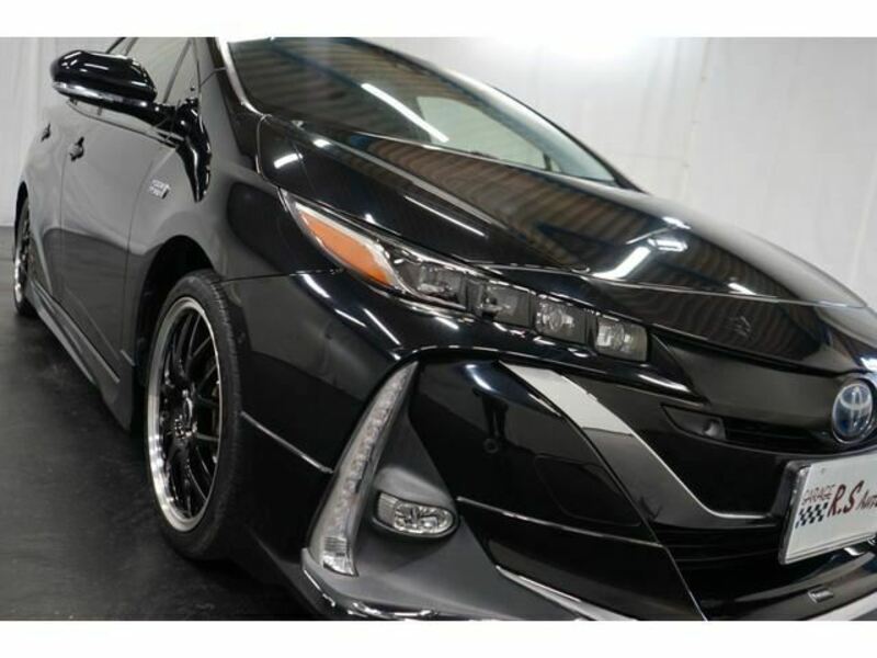 PRIUS PHV