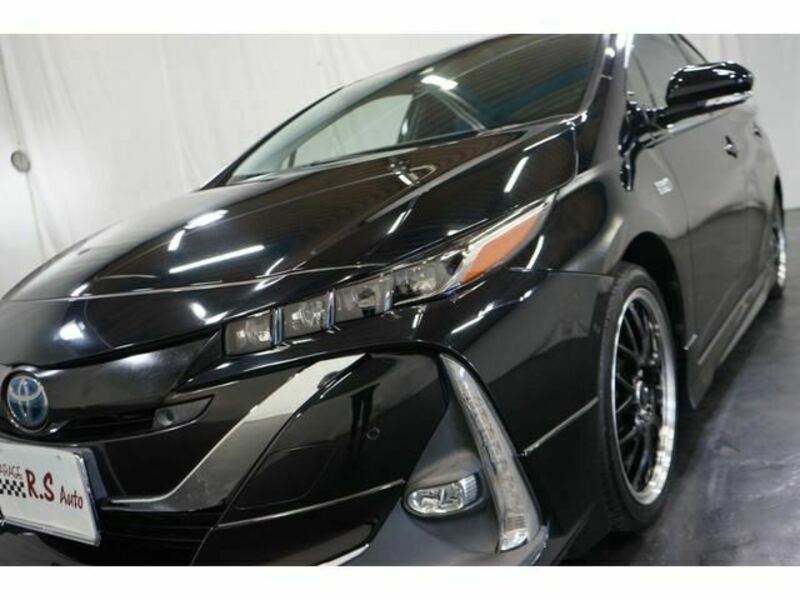 PRIUS PHV