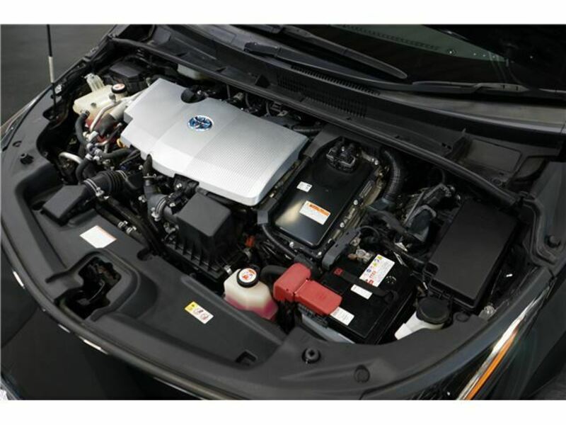 PRIUS PHV