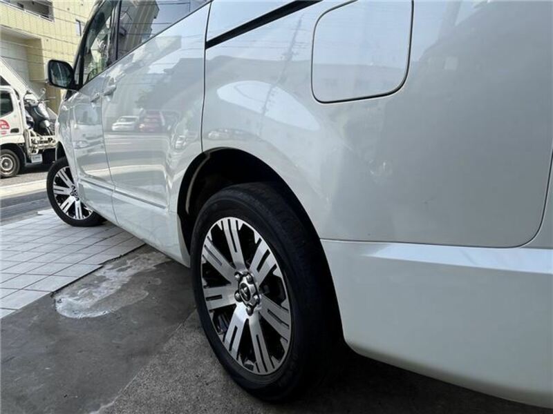 DELICA D5