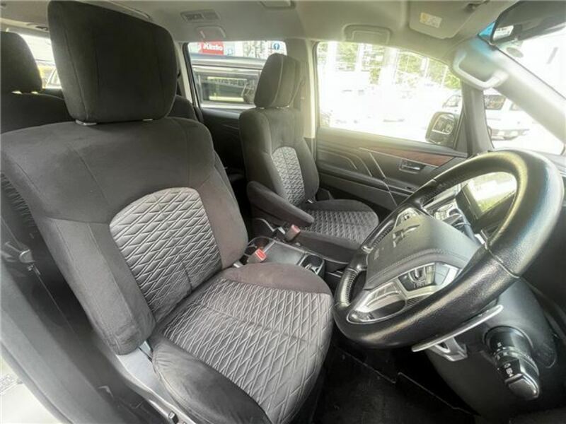 DELICA D5