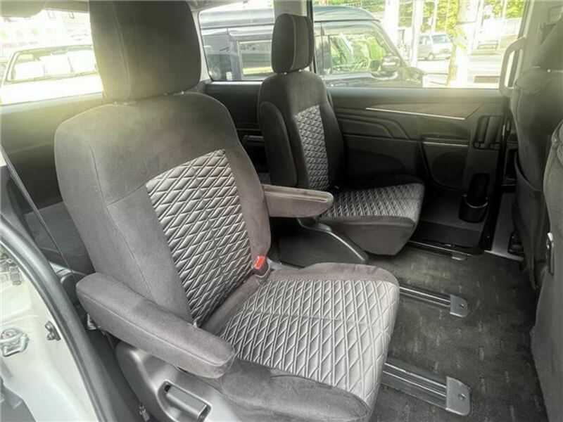 DELICA D5
