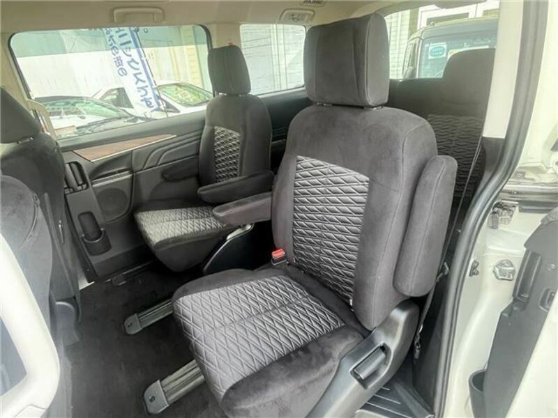 DELICA D5