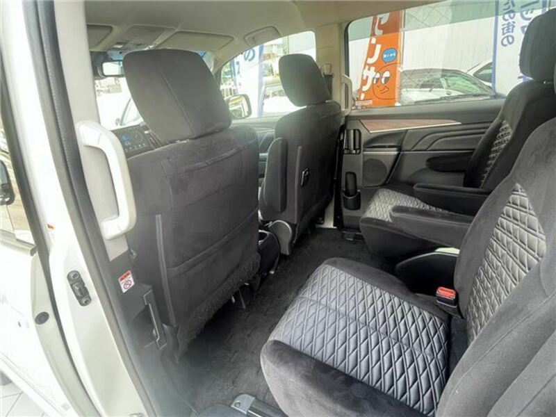 DELICA D5