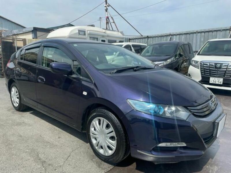 HONDA　INSIGHT
