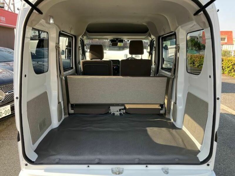 CLIPPER VAN