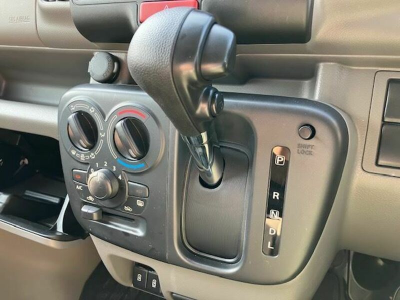 CLIPPER VAN